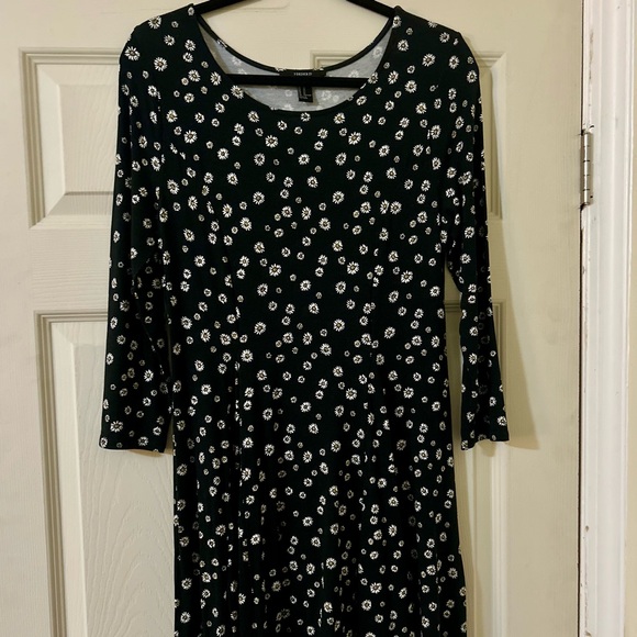 VINTAGE BLACK DAISY 3/4 SLEEVE SKATER DRESS 90S - Picture 1 of 8